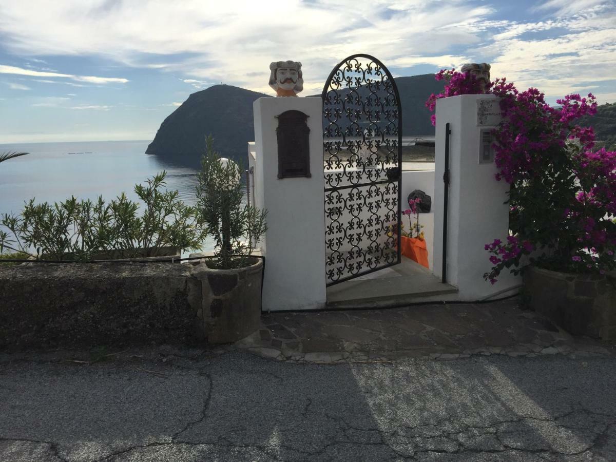 Villa Vista Mare Mela Lípara Exterior foto